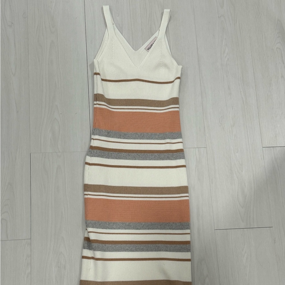 Willow and Wind knit midi dress